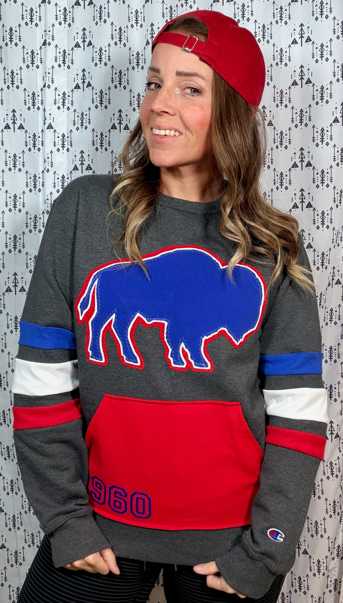 Nickel City Buffalo Crewneck Size Unisex- S/M
