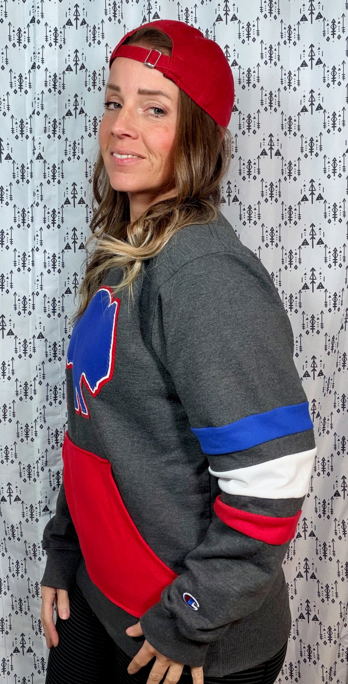 Nickel City Buffalo Crewneck Size Unisex- S/M