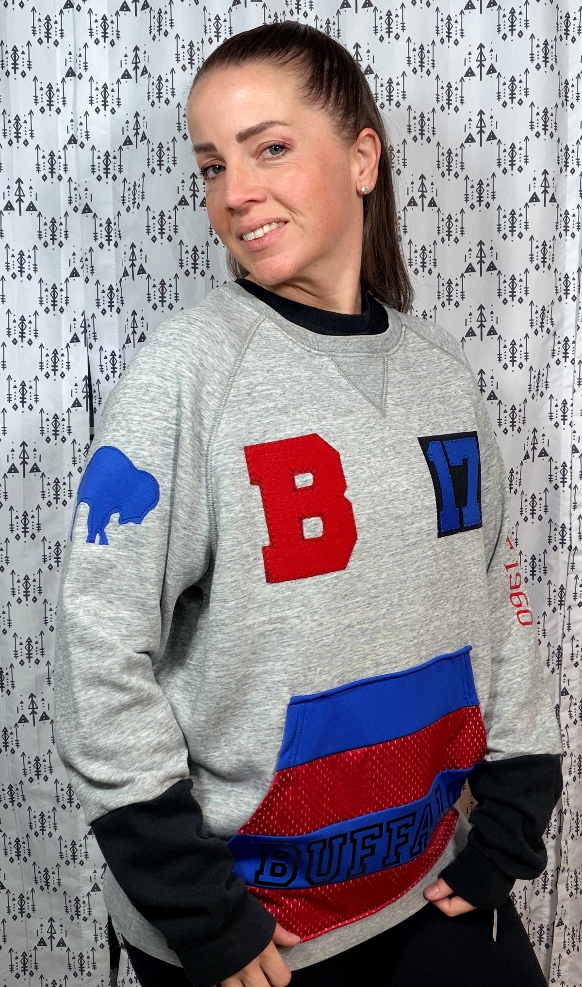 Grey JA #17 Color-Block Buffalo Crewneck Size Unisex- L/XL