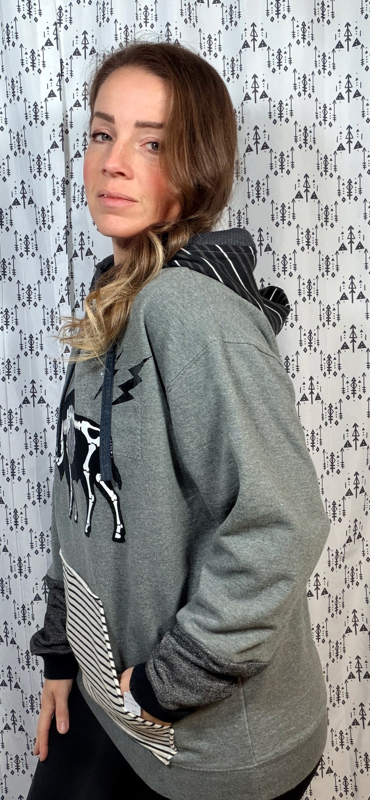 Grey Skeleton Buffalo ROCKTOBERFESTHoodie Size Unisex- L/XL