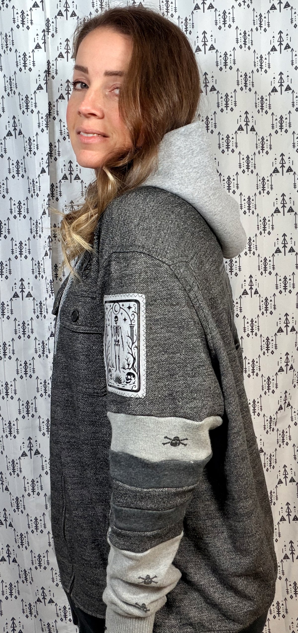 Black Buffalo Tarot ROCKTOBERFEST Zip Up Hoodie Size Unisex-L/XL