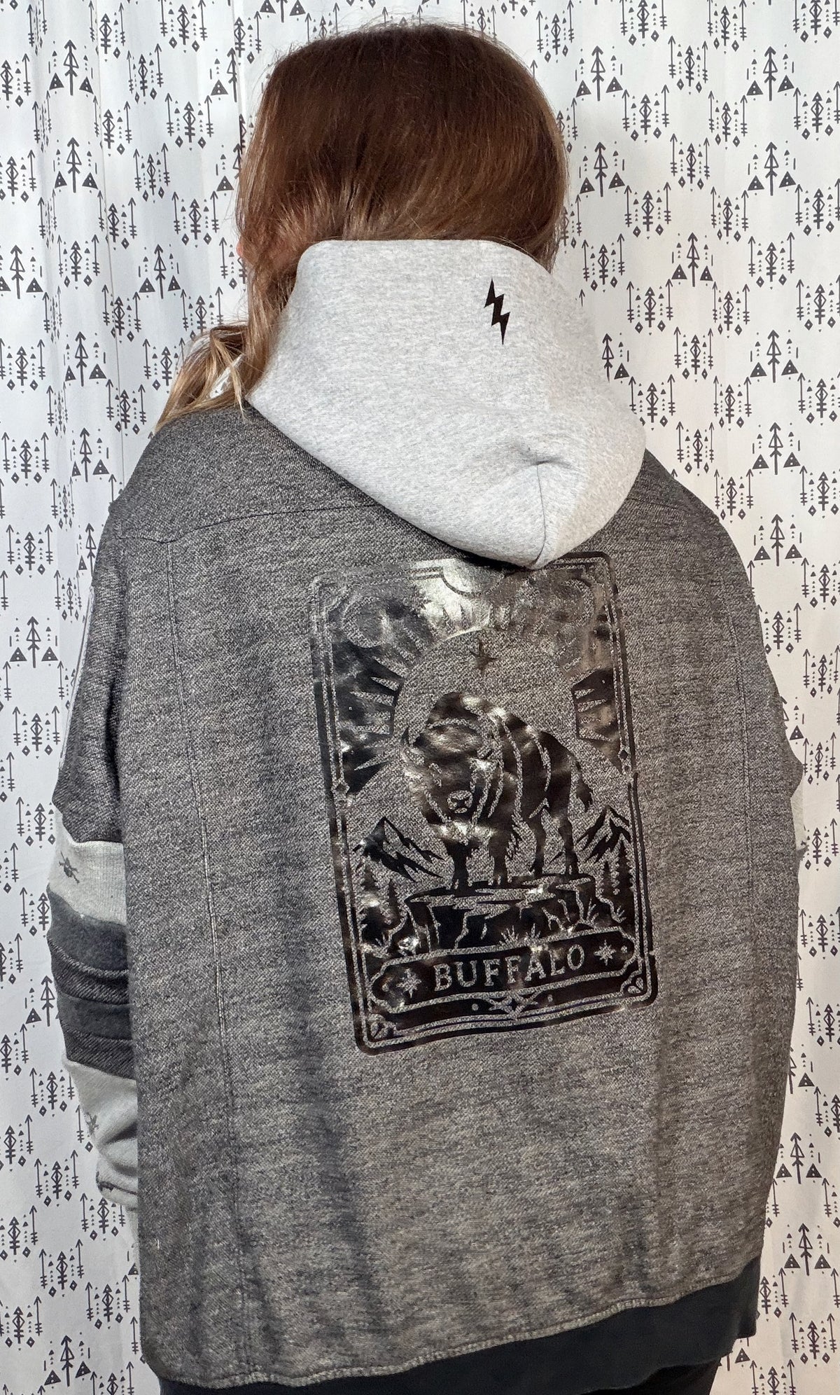 Black Buffalo Tarot ROCKTOBERFEST Zip Up Hoodie Size Unisex-L/XL