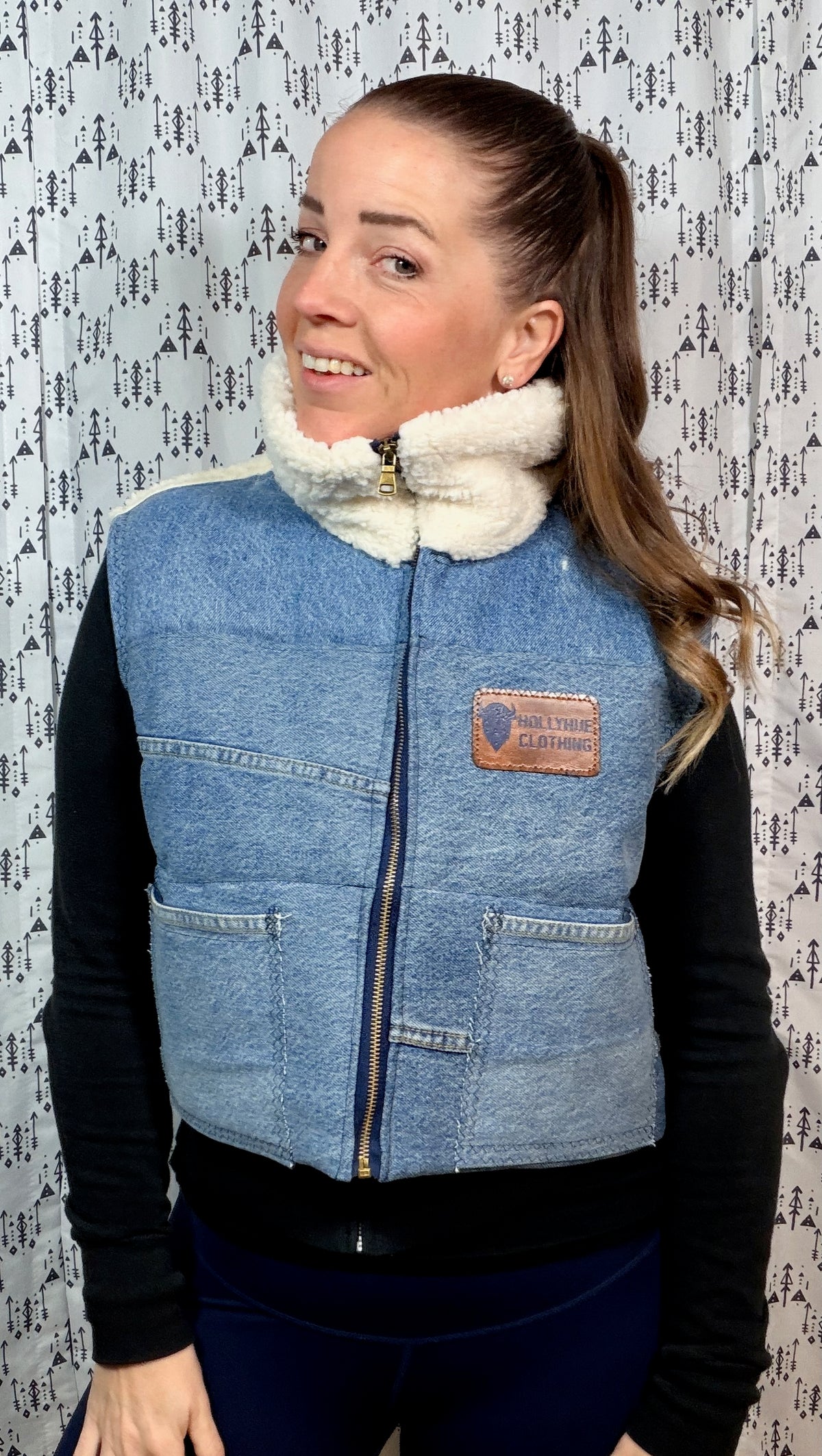 Light Blue Buffalo Zip-Up Vest Jacket Size Women's L