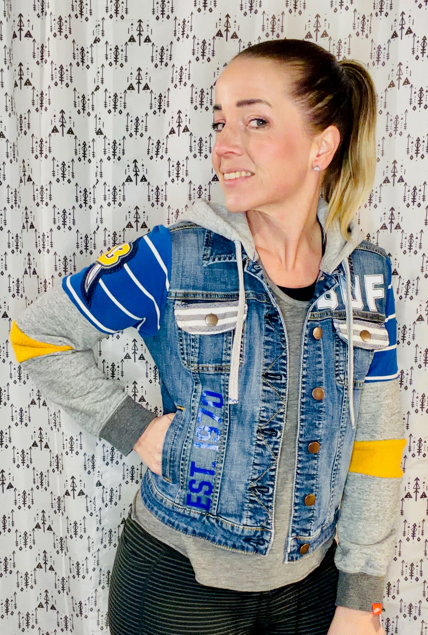 Denim Buffalo Hockey Slug Hooded Jacket Size Women's-S/M