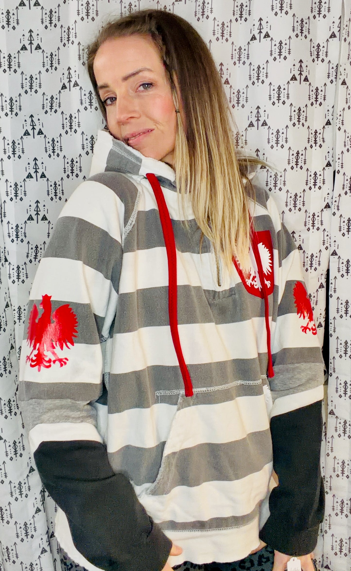 Striped Buffalo Dyngus Day 1/4 Zip Up Hoodie Size Unisex-L/XL