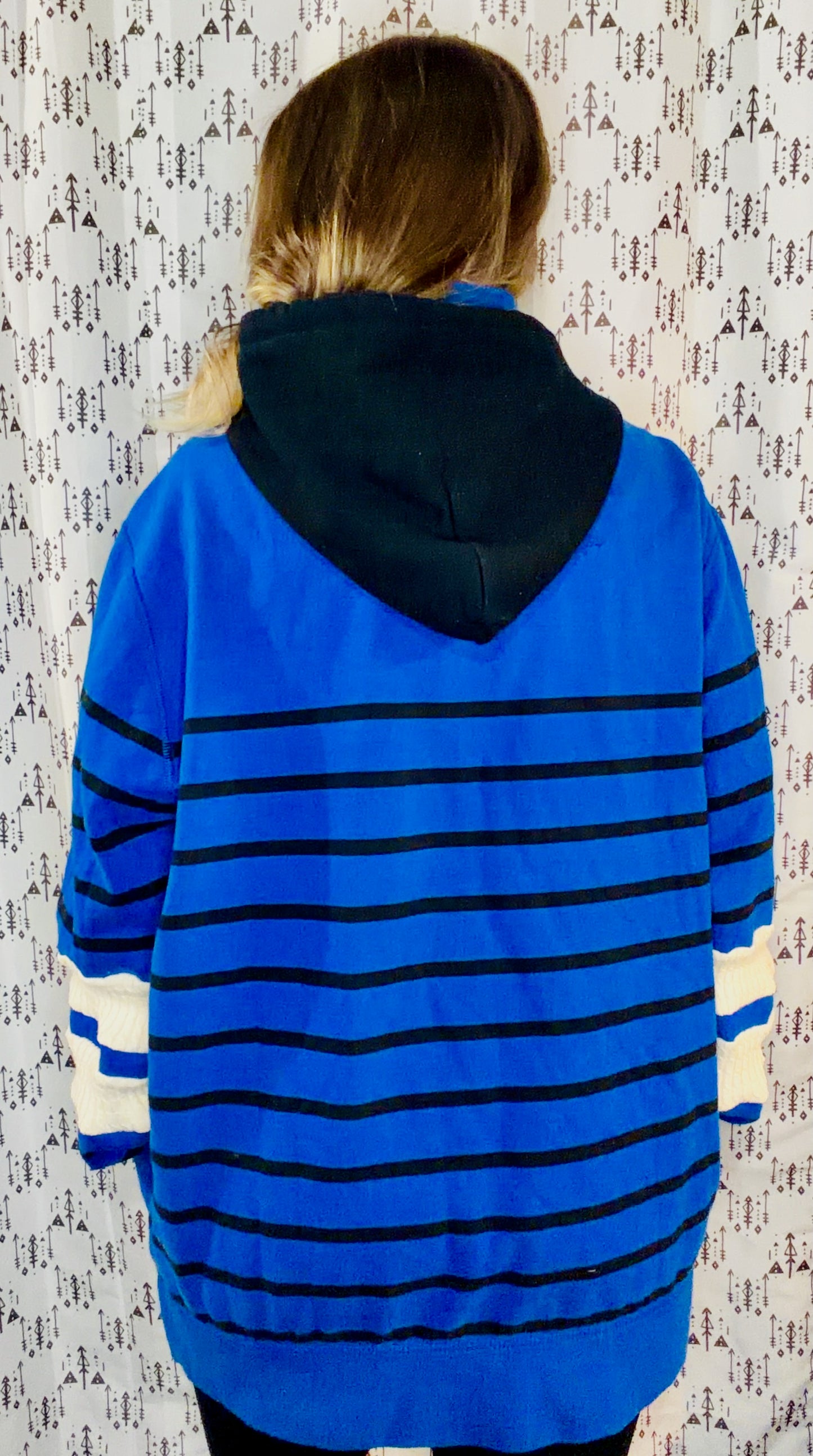 Blue Striped Buffalo Hockey Size Unisex-XL/2X