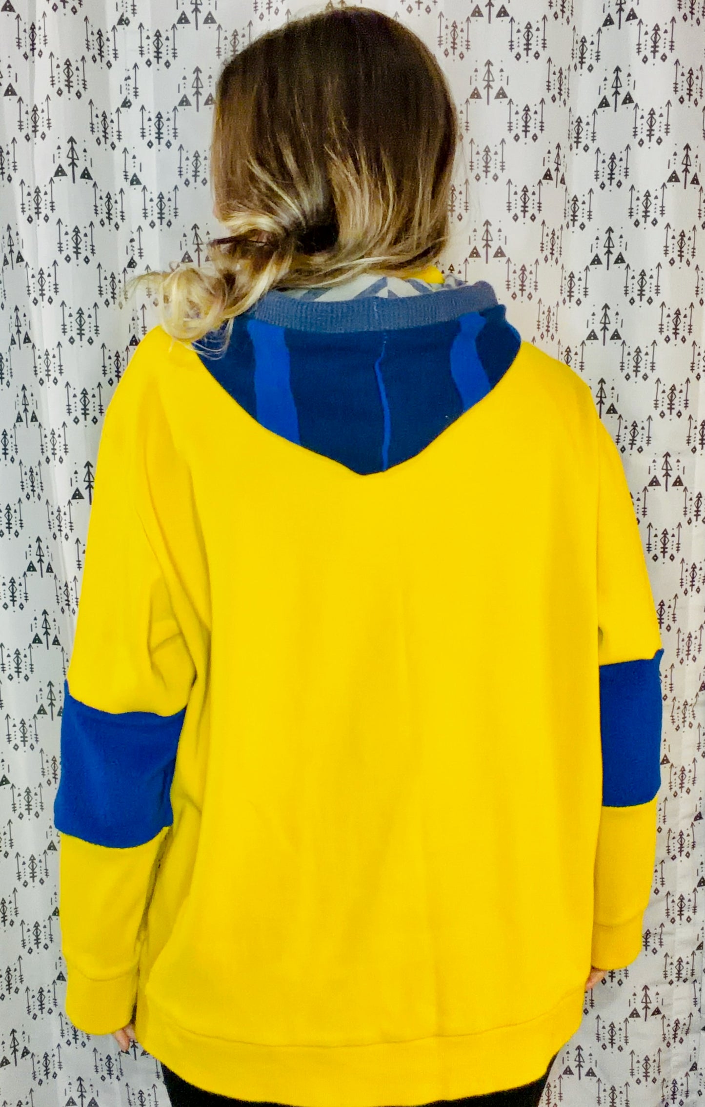 Yellow Buffalo Hockey 1/4 Zip Hoodie Size Unisex-L/XL