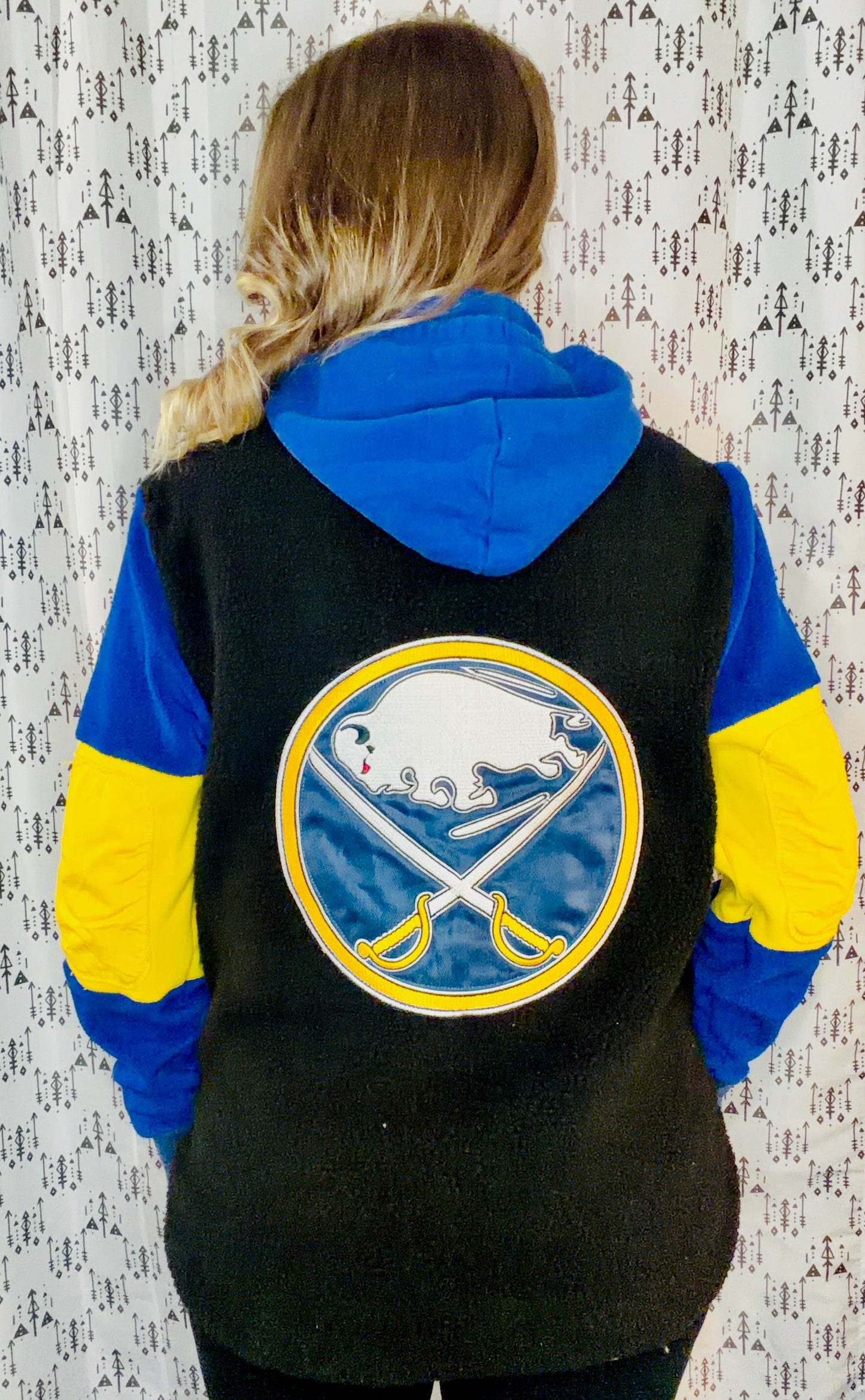 Black Sherpa Buffalo Hockey Button Up Hooded Jacket Size Unisex- S/M