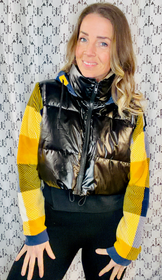 Black Puffy Buffalo Hockey Hooded Crop Jacket Size Unisex- L/XL