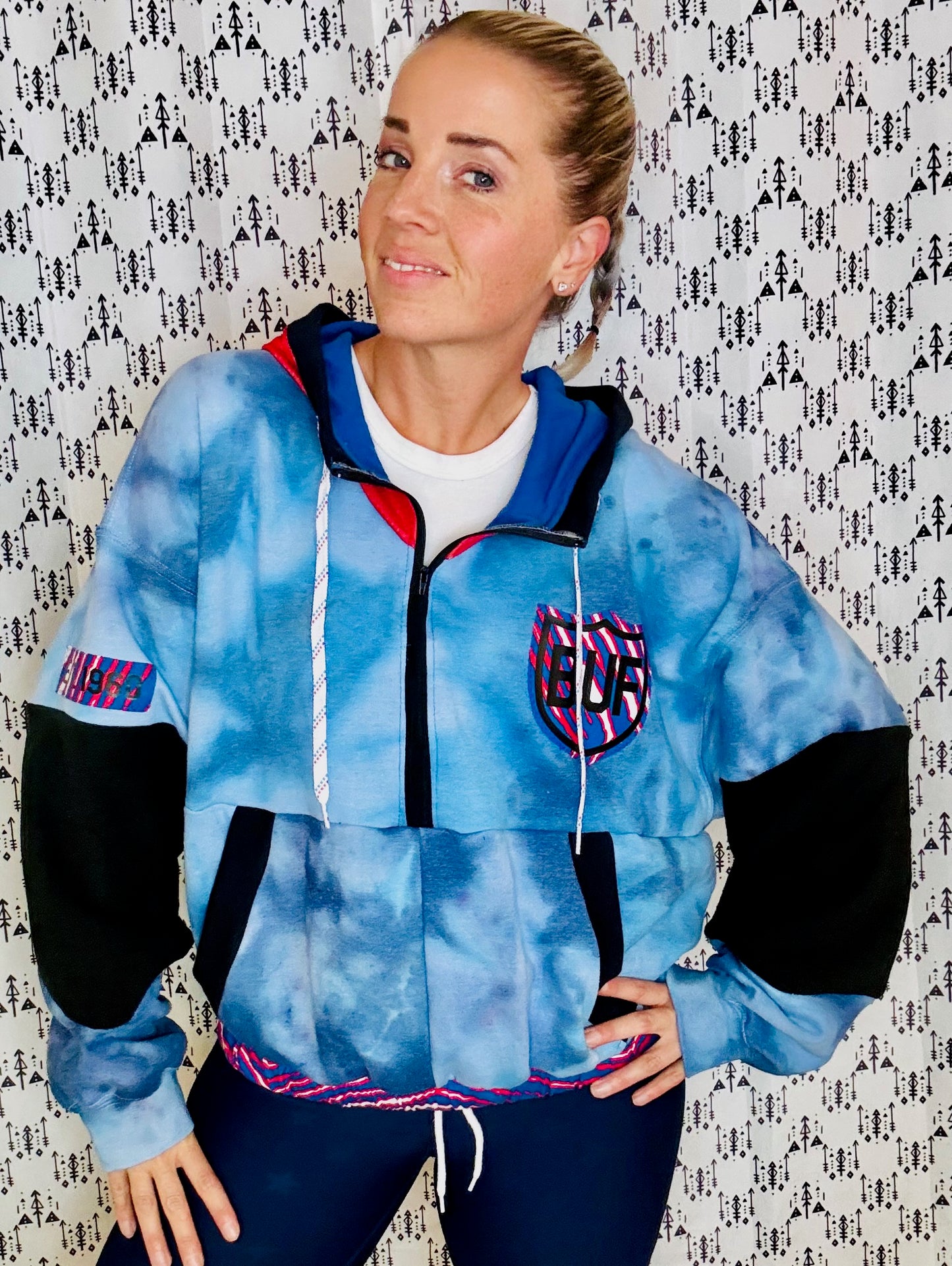 1/4 Zip Tie Dye X Zubaz Cinched Waist Crop BUF Hoodie Size- Women's 3X