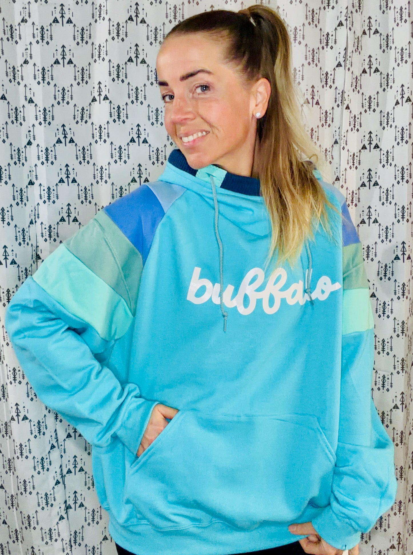 Aqua Buffalo Ocean Hoodie Size- Women's XL/2X