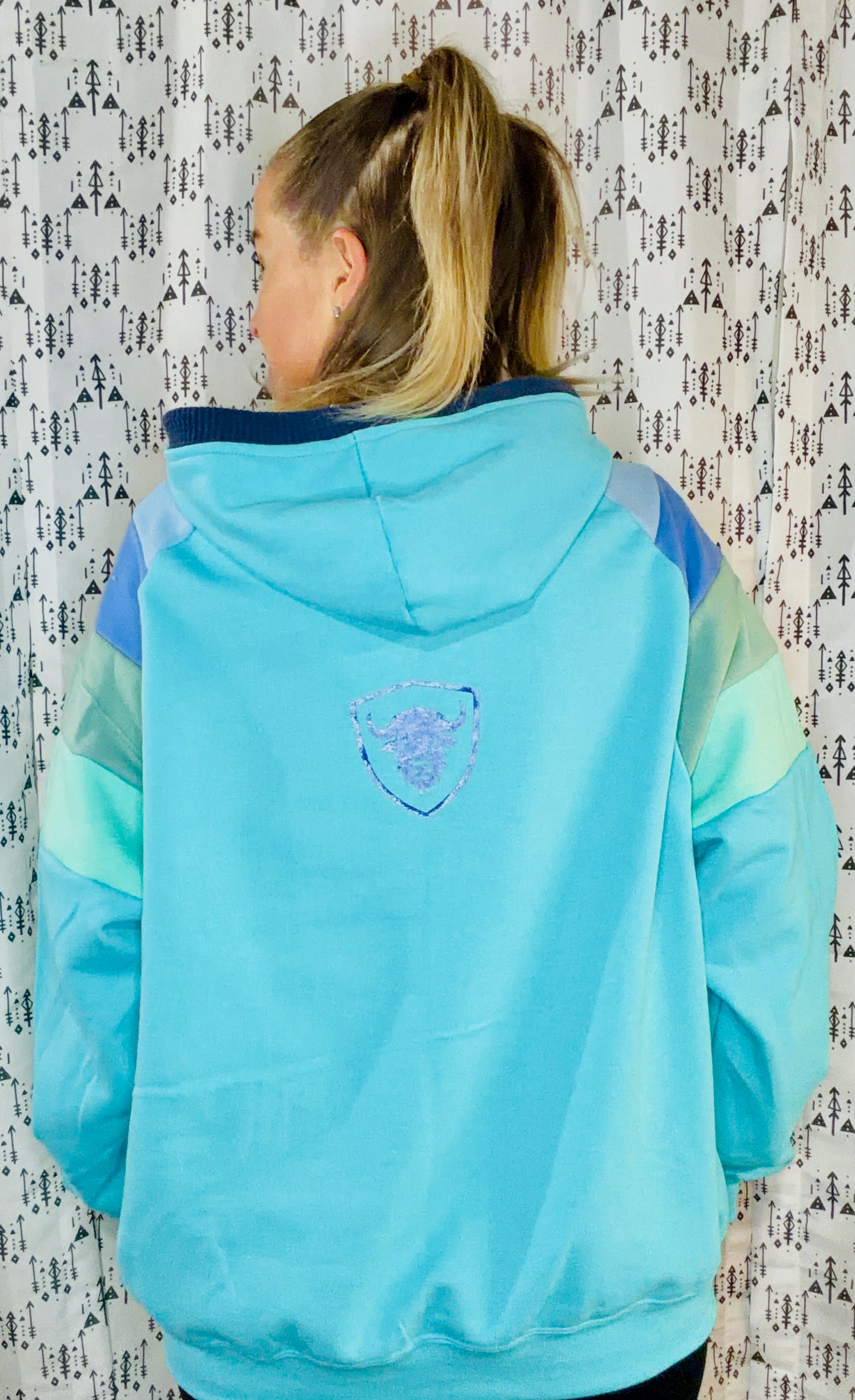 Aqua Buffalo Ocean Hoodie Size- Women's XL/2X