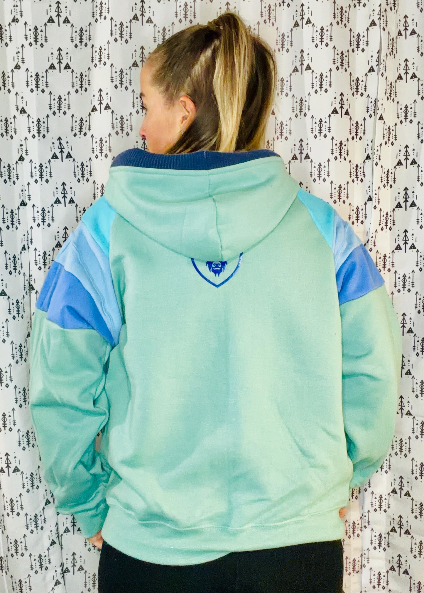 Sage Buffalo Ocean Hoodie Size- Women's L/XL