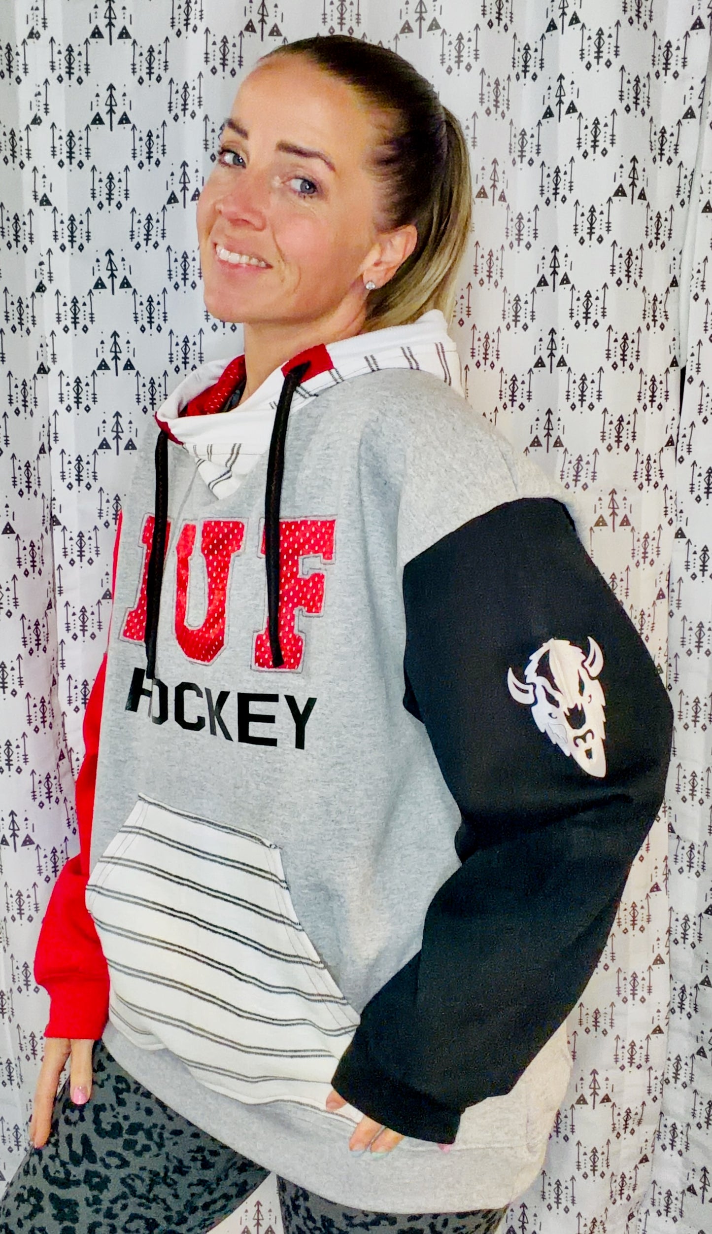 Grey Throwback Buffalo Hockey Hoodie Size Unisex-M/L