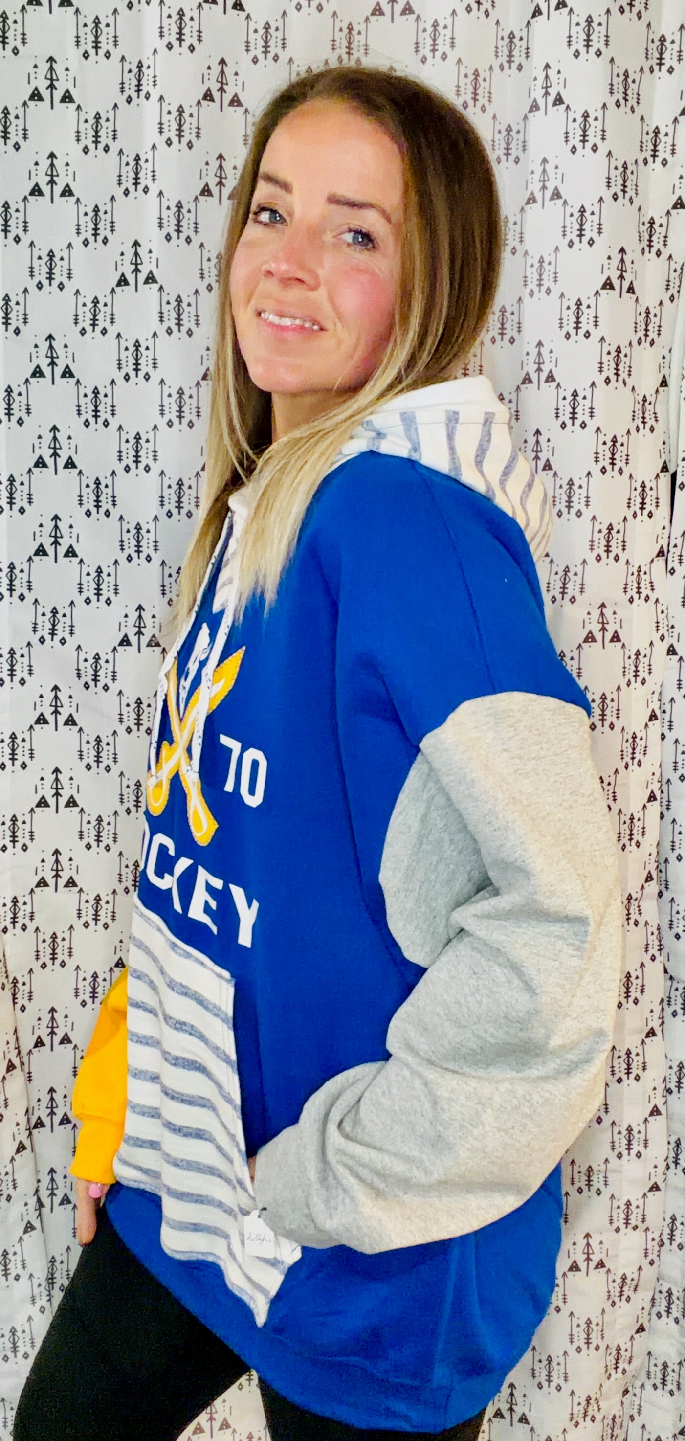 Blue Buffalo Hockey Hoodie Size Unisex-L/XL