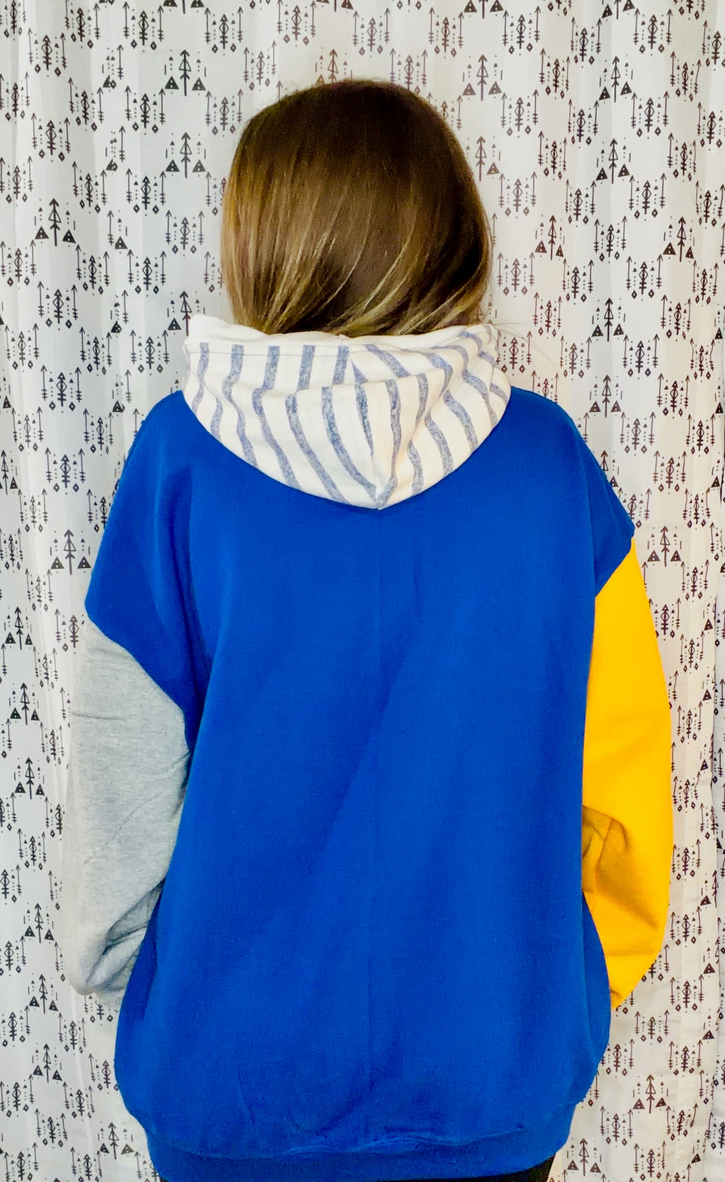 Blue Buffalo Hockey Hoodie Size Unisex-L/XL