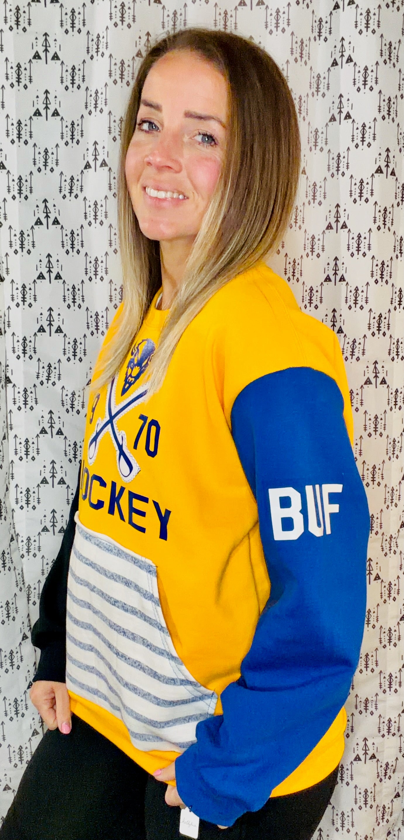 Yellow Buffalo Hockey Crewneck Size Unisex-M/L S/M
