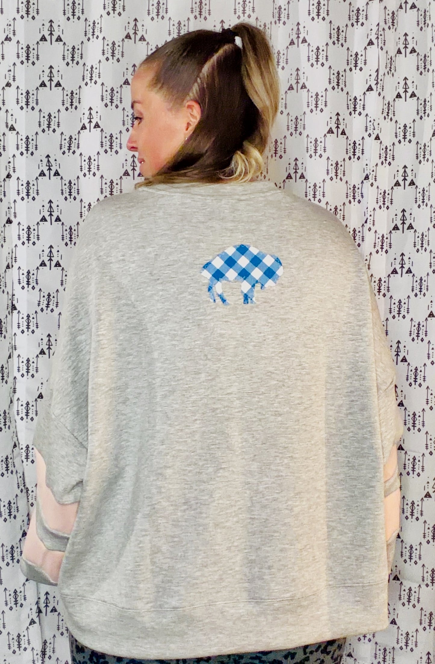 Grey BUF Crewneck Size Women;s XL/2X