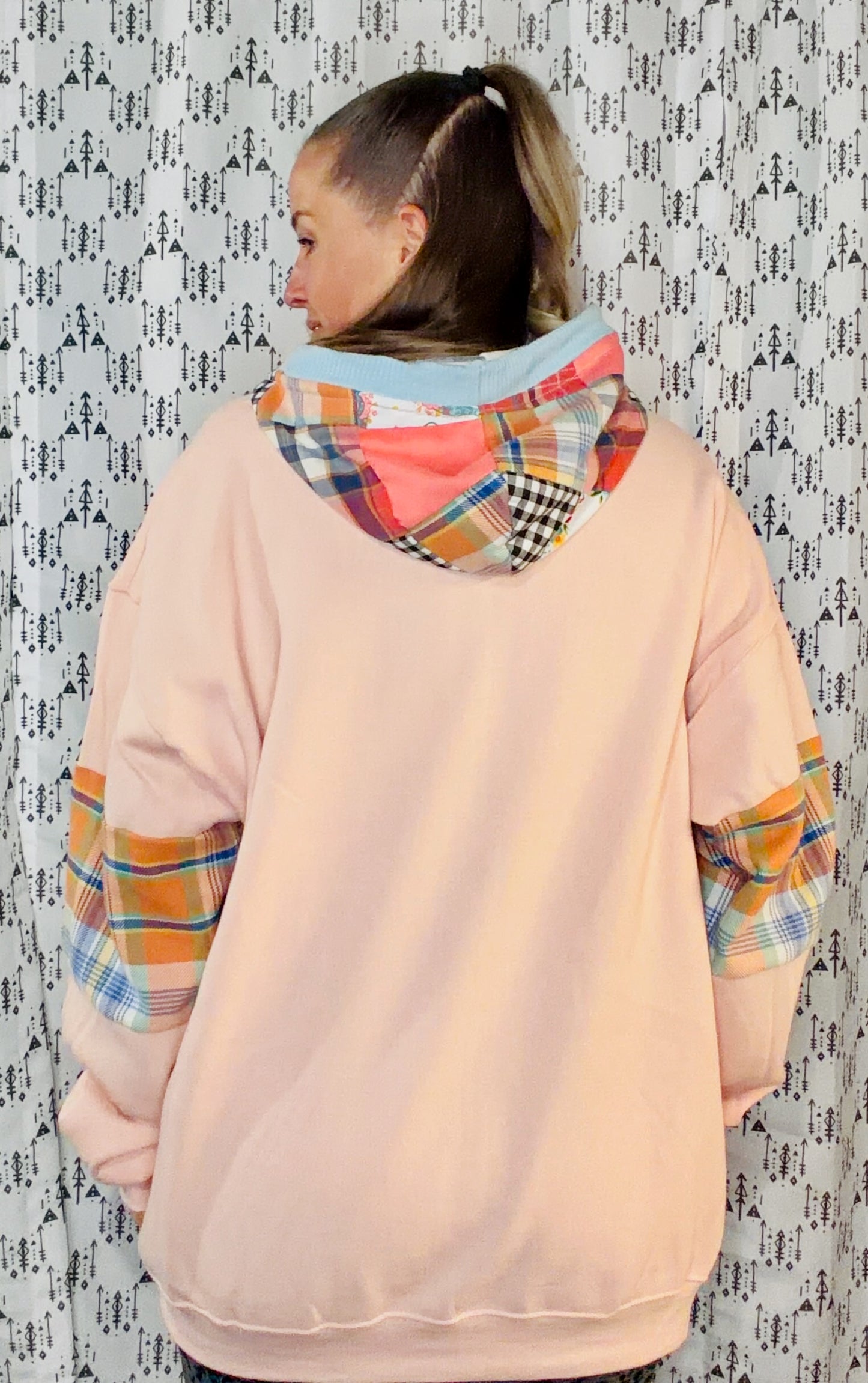 Peach Buffalo Hoodie Size Women's- XL/2X