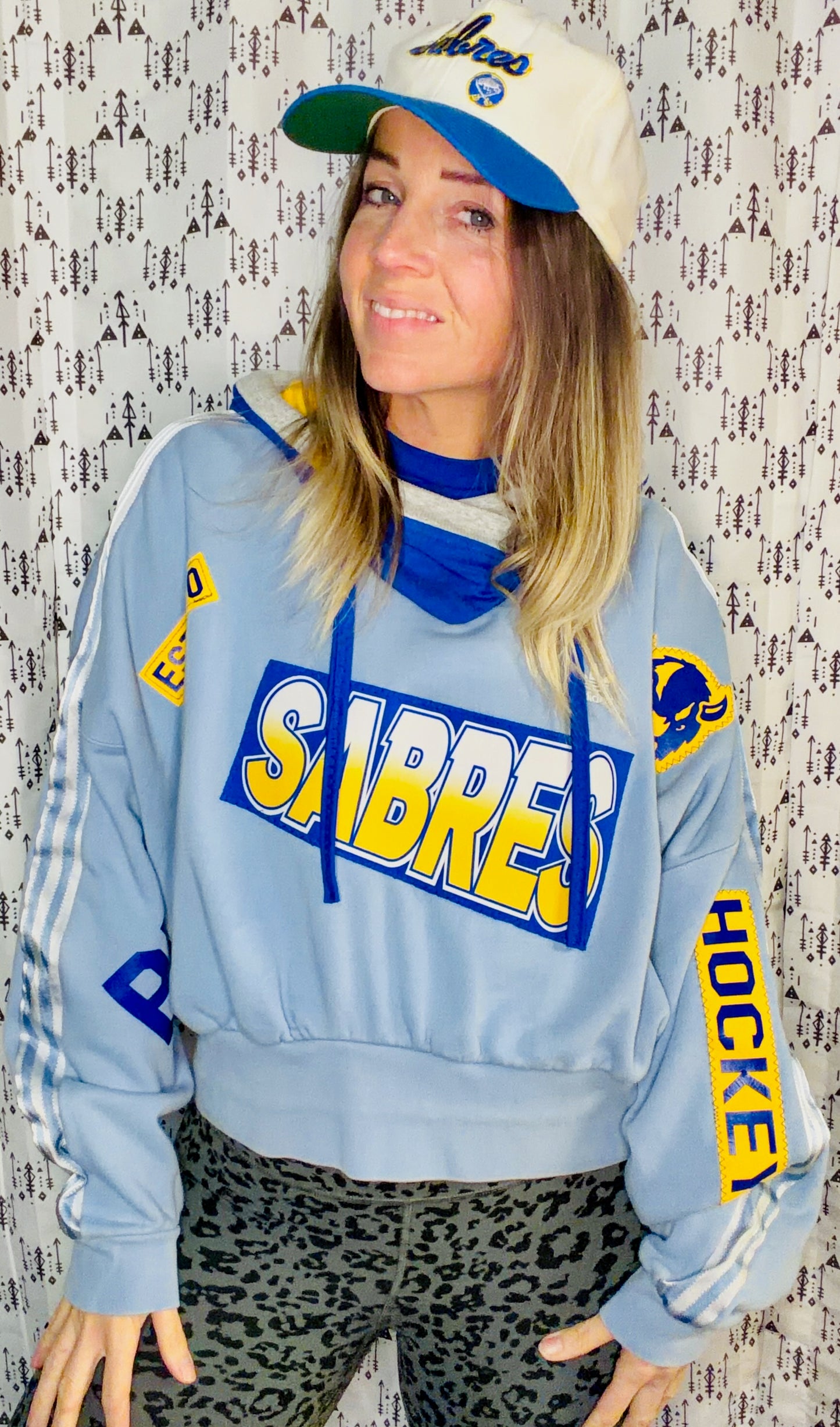 Blue Buffalo Hockey Crop Hoodie Size- Women's M/L