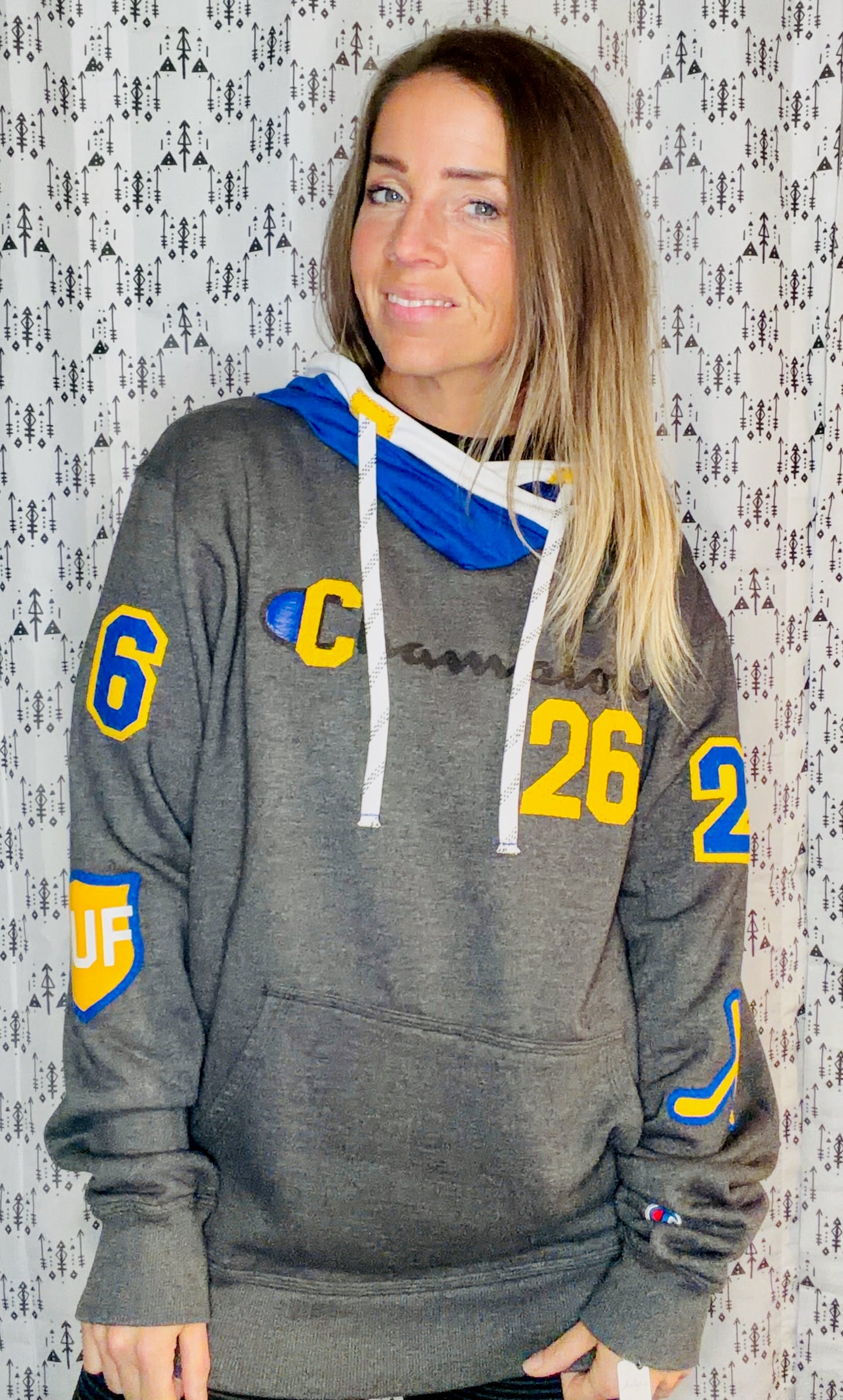 Buffalo Hockey #26 Dahlin Hoodie Size Unisex-S/M