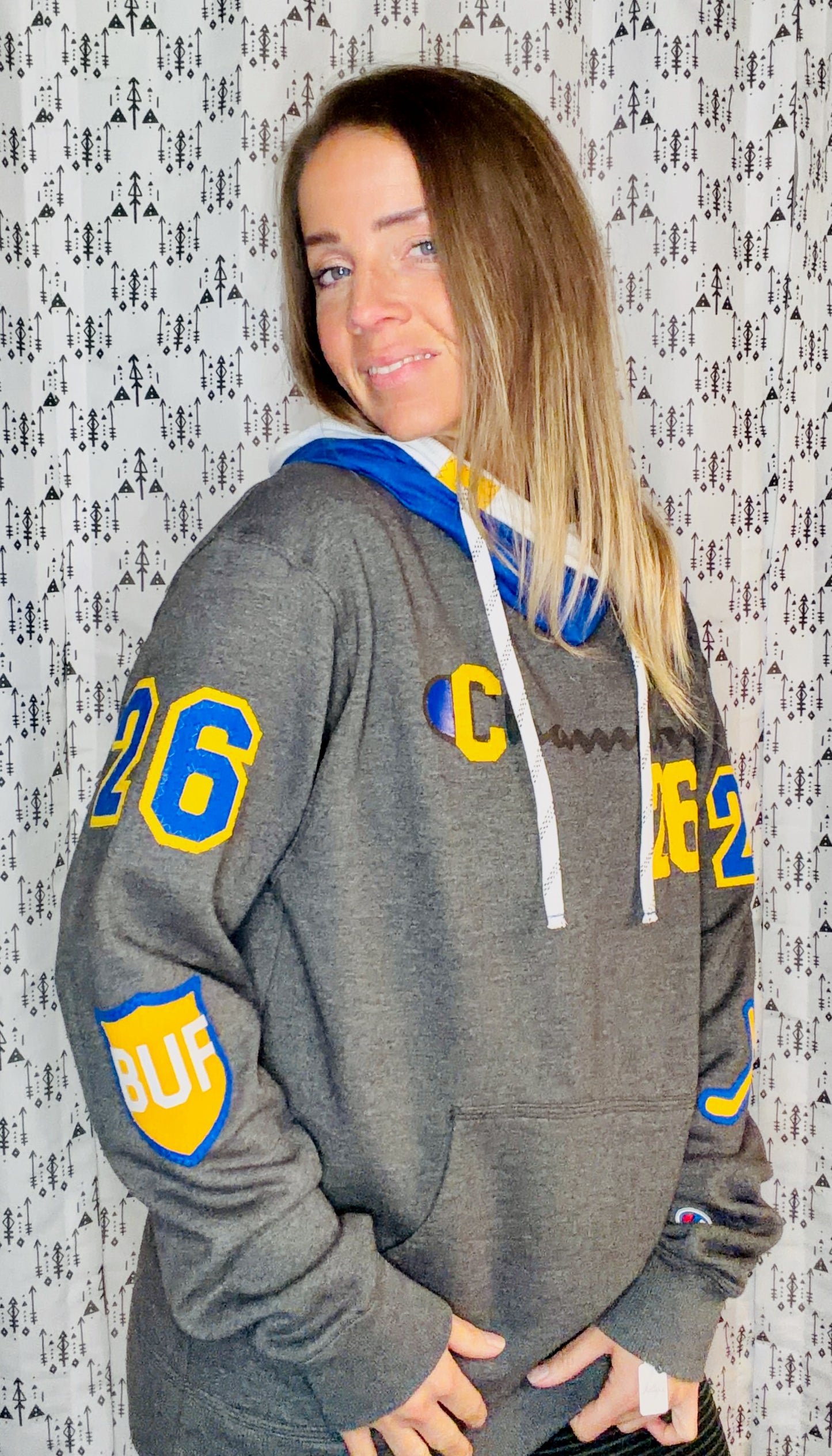 Buffalo Hockey #26 Dahlin Hoodie Size Unisex-S/M