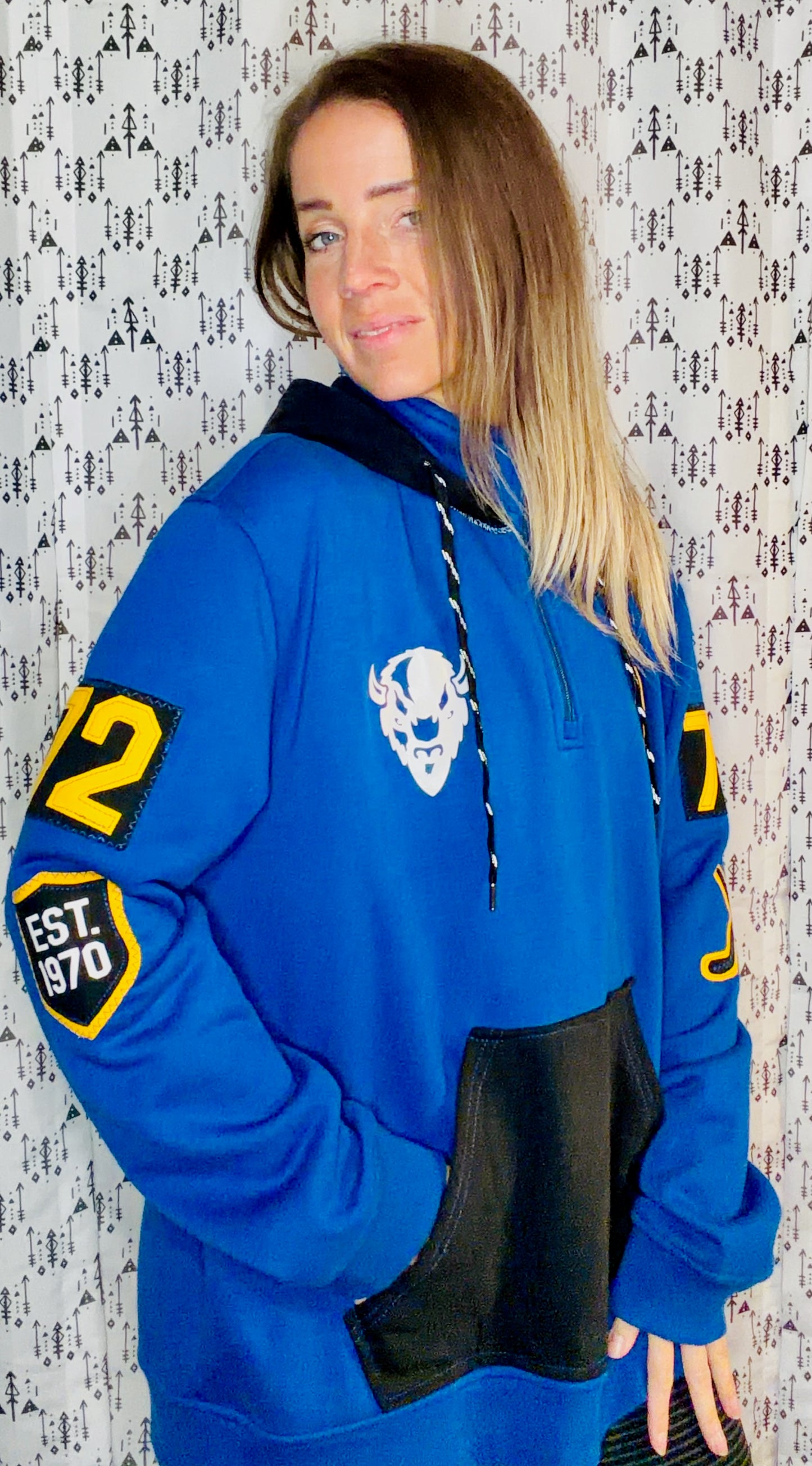 Buffalo Hockey #72 Thompson 1/4 Zip Hoodie Size Unisex-XL/2X