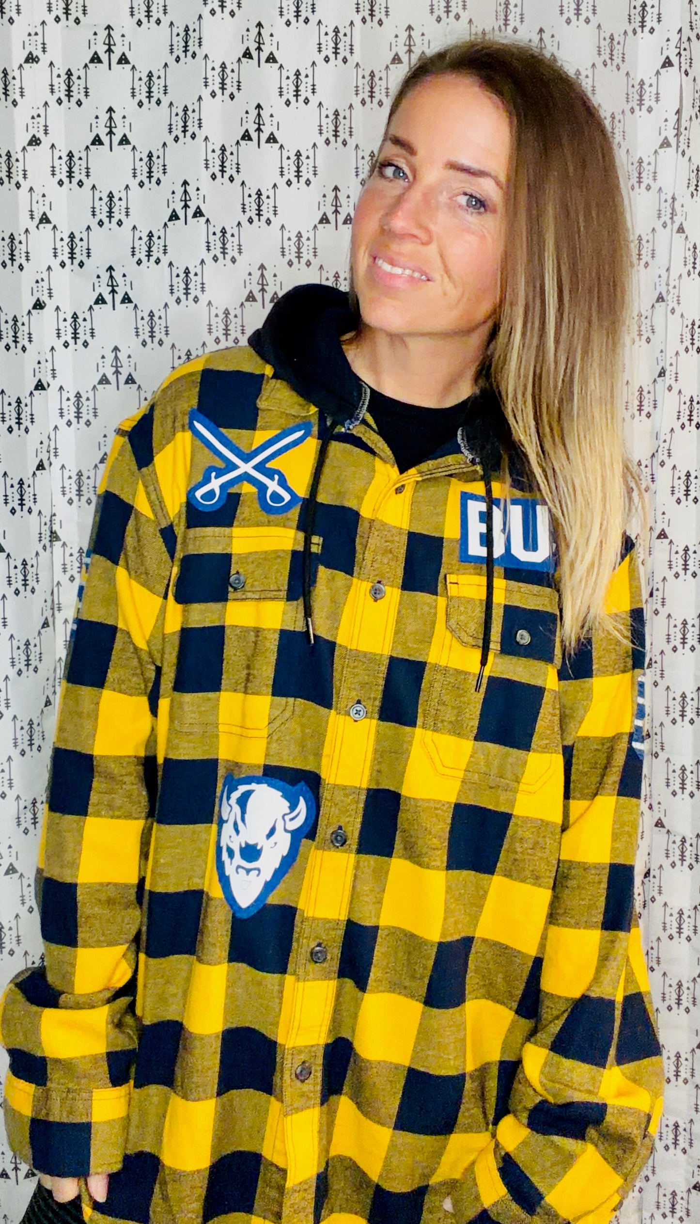 Buffalo Hockey #6 Benson Hooded Flannel Size Unisex-L/XL