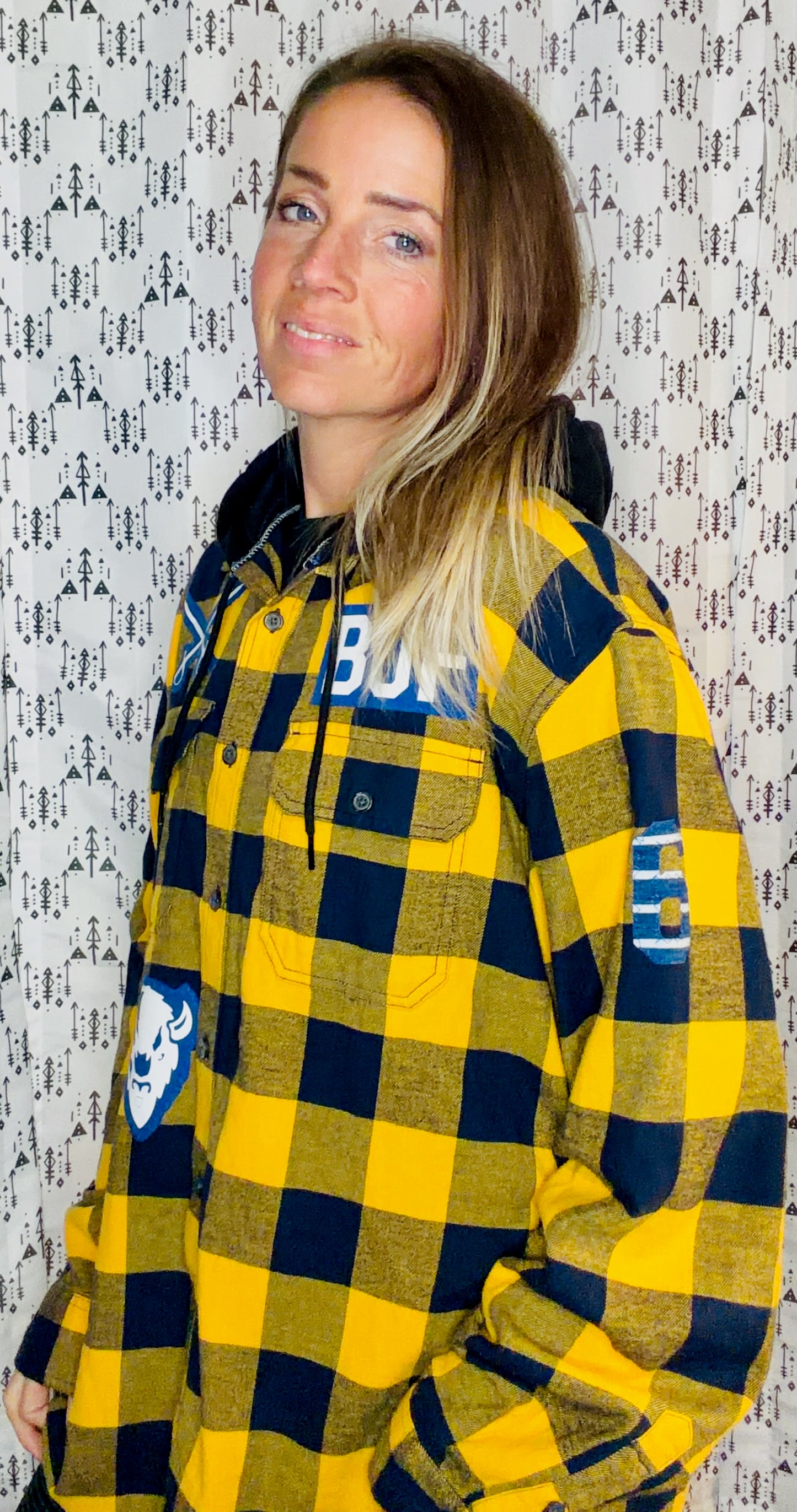 Buffalo Hockey #6 Benson Hooded Flannel Size Unisex-L/XL