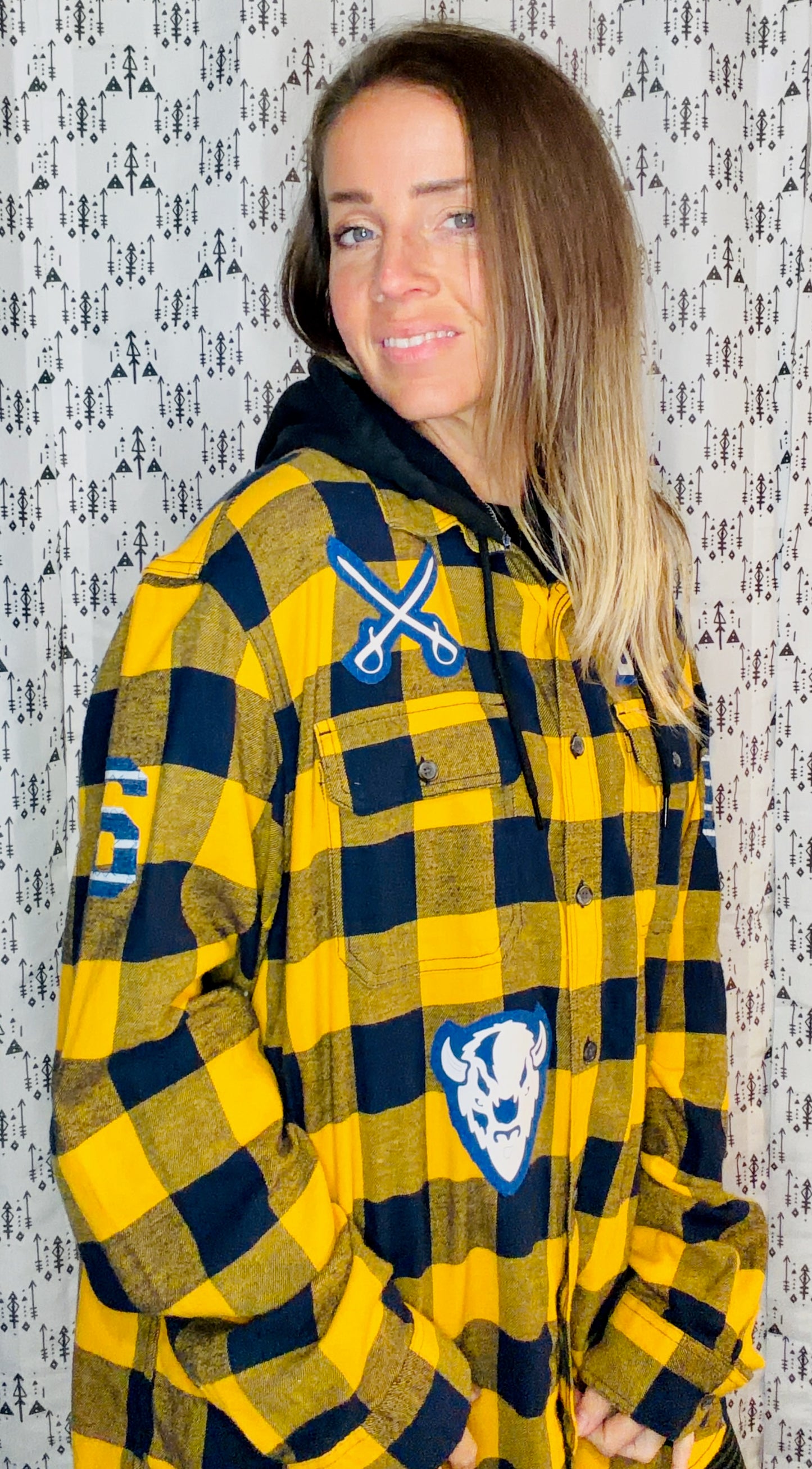 Buffalo Hockey #6 Benson Hooded Flannel Size Unisex-L/XL