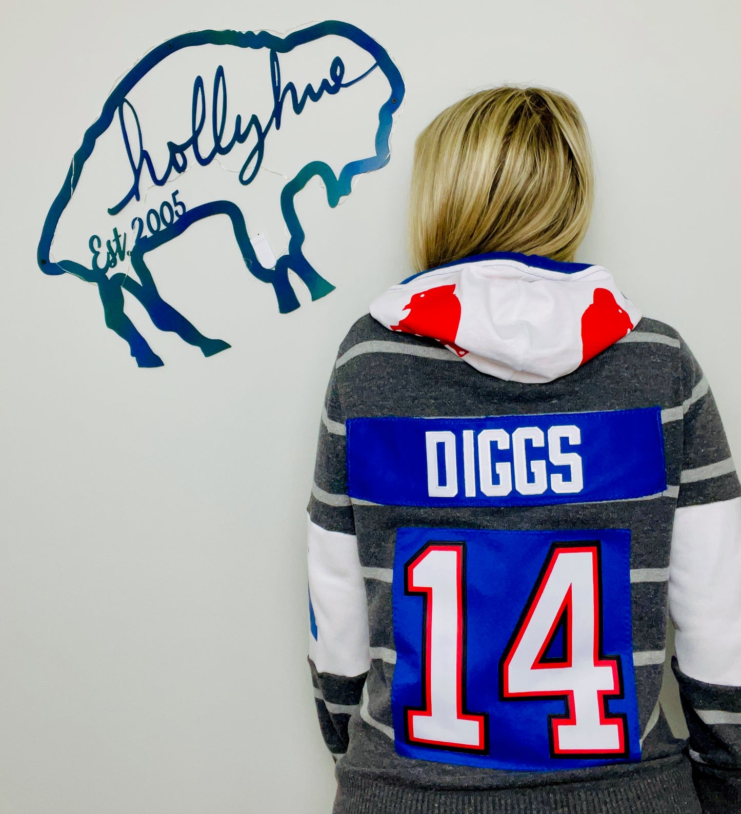 Diggs #14 Heartthrob Buffalo Sweater Hoodie Size-Unisex S/M