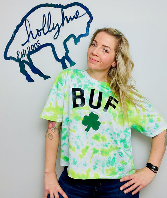 St. Patty's Buffalo Crop Size L/XL