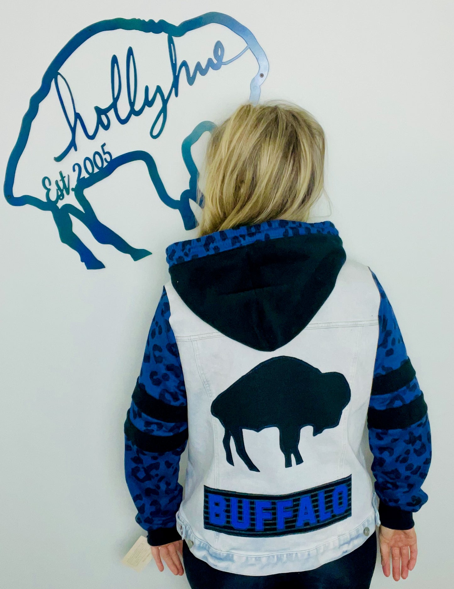 Blue Leopard Denim Buffalo Jacket Size- Women's XL/2X