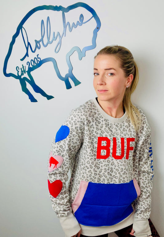 BUF Leopard Crewneck Size- Women's L/XL