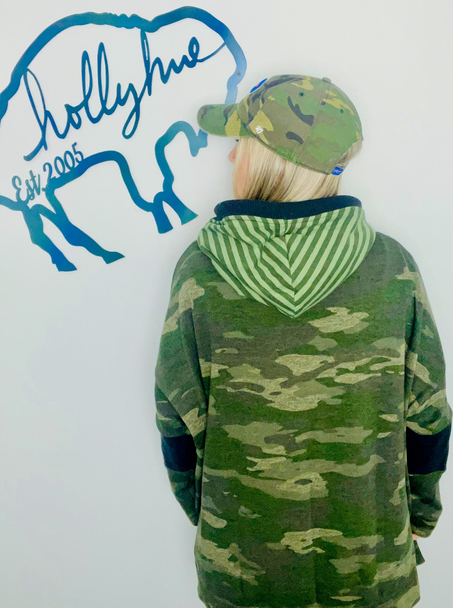 Salute To Service Camo Buffalo Hoodie Size- Women's 2X