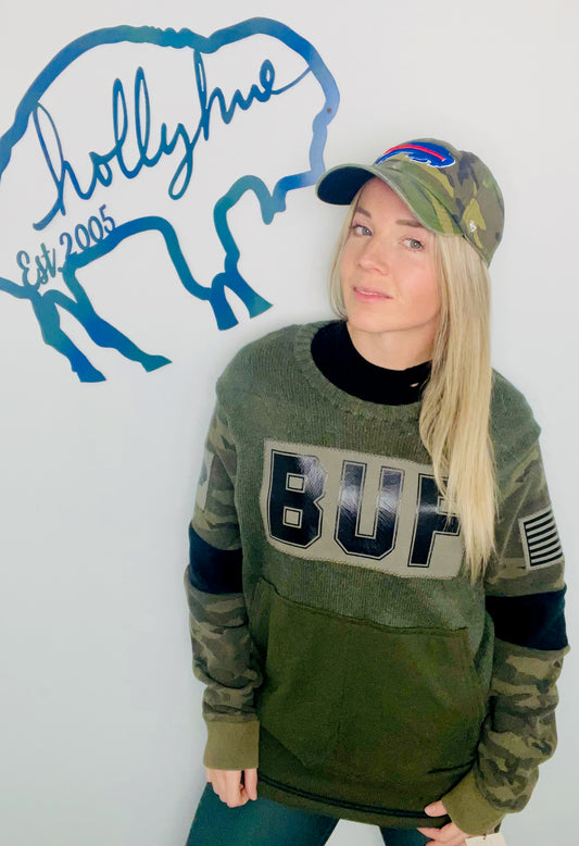 Salute To Service Green Sweater BUF Crewneck Size- Unisex L/XL