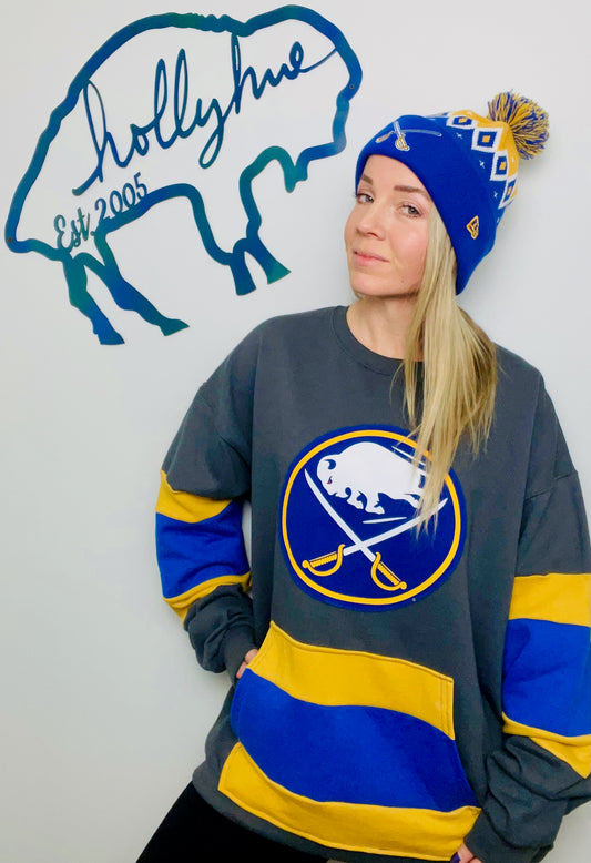 Grey Buffalo Sabres Hockey Crewneck Size- Unisex XL/2X